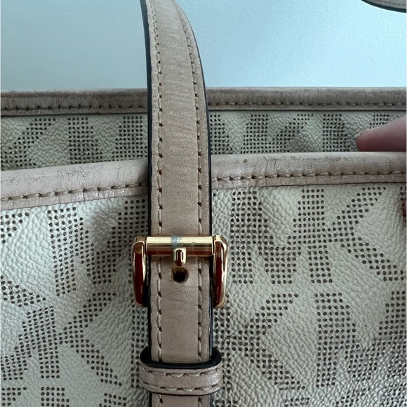Michael Kors Monogram Tote Bag - Cream color - Picture 5 of 8